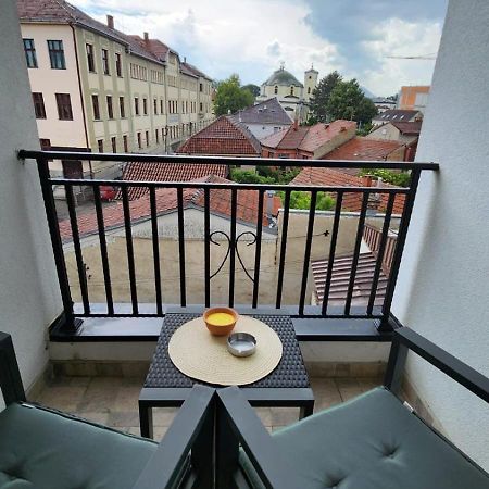 Tim Lux 3 Leilighet Čačak Eksteriør bilde